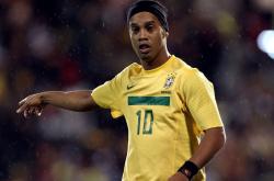 梅西连续二十场比赛得分超过重要助攻，切尔西不断突破！引发球迷热议